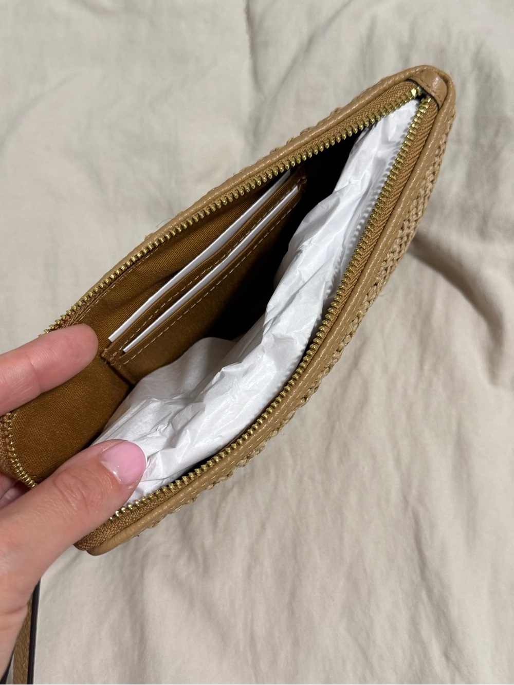 Coach Large Corner Zip Wristlet🤎 - Picture 6 of 10